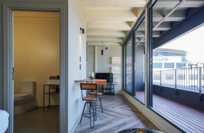 1 Bed Apartment in Foreshore-6