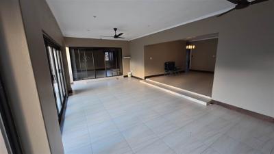 5 Bed House in Durban North-18