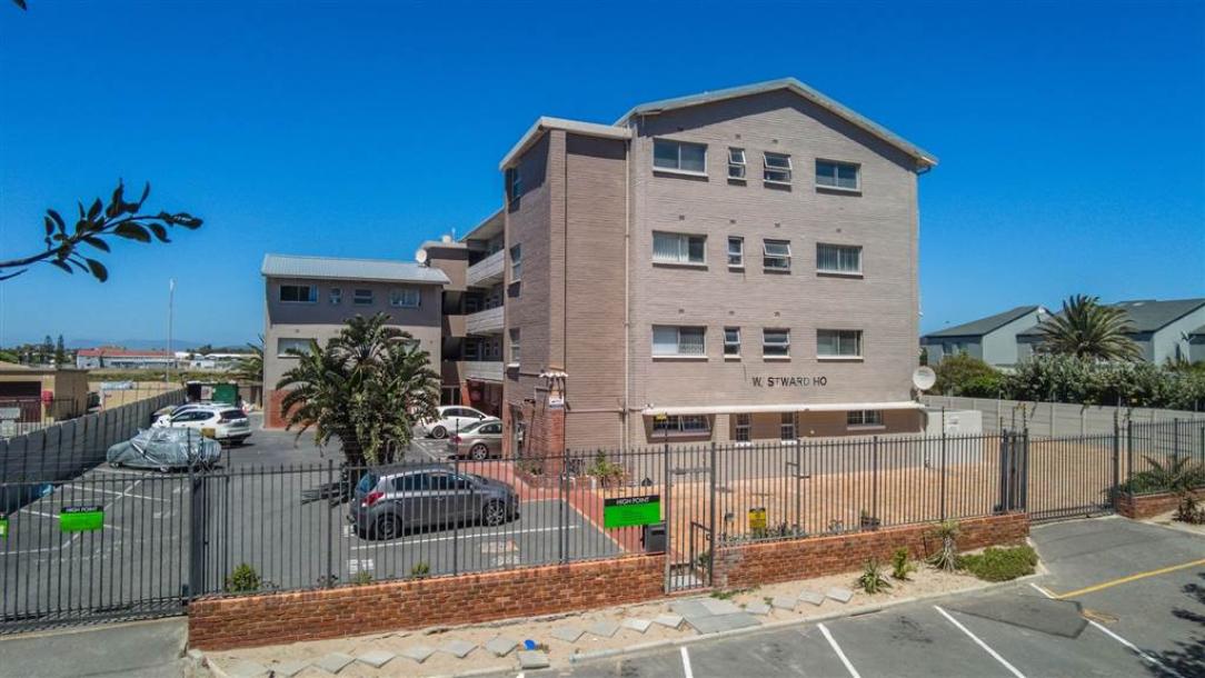 2 Bedroom Apartment in Milnerton-2