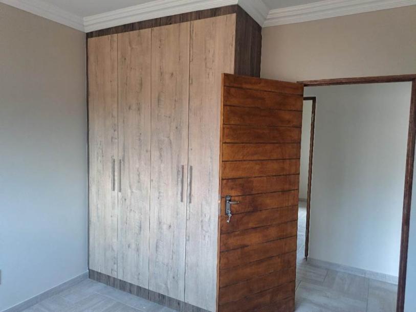 3 Bedroom House in Kookrus-9