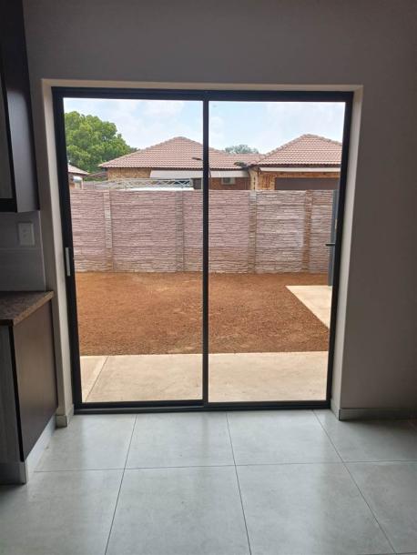 3 Bedroom House in Kookrus-10