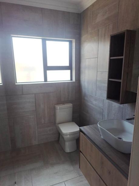 3 Bedroom House in Kookrus-13