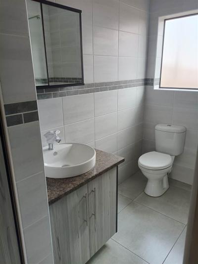 3 Bedroom House in Kookrus-17