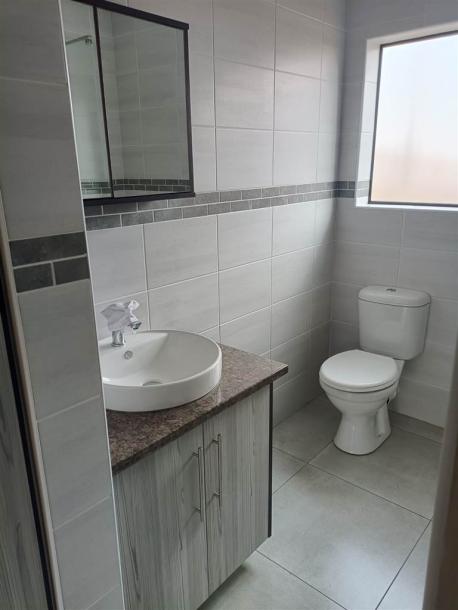 3 Bedroom House in Kookrus-17