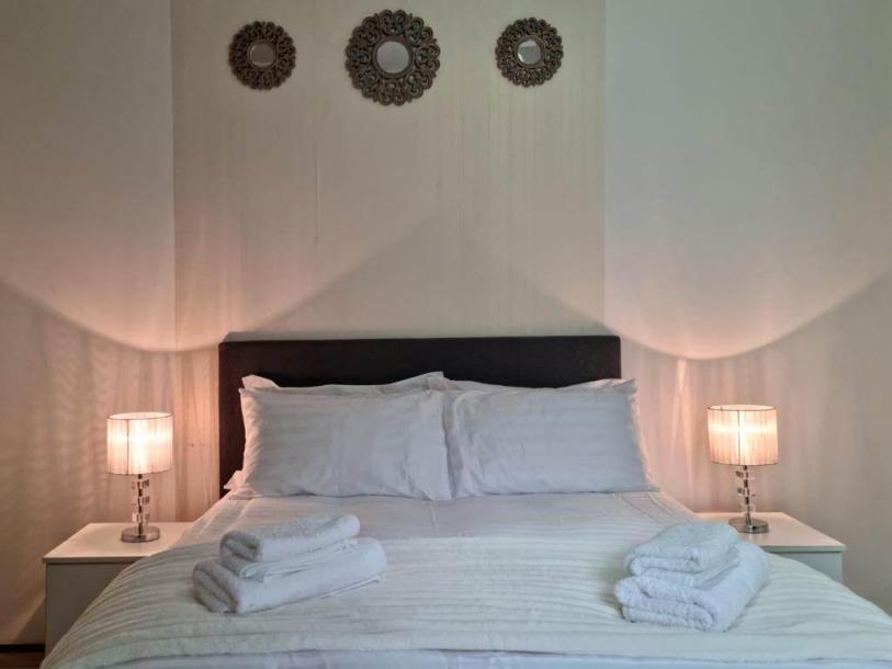 3 Bedroom Apartment in Gordons Bay Central-9