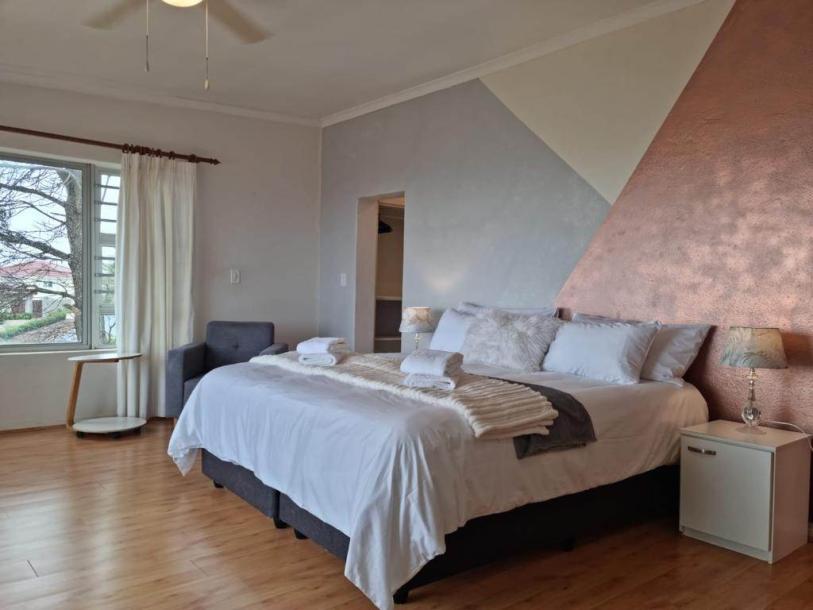 3 Bedroom Apartment in Gordons Bay Central-10