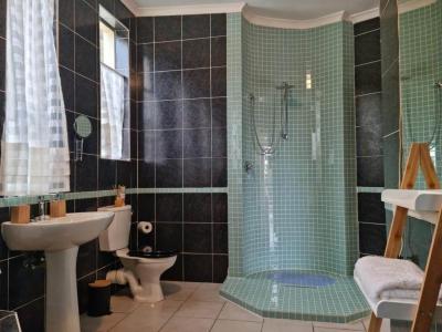3 Bedroom Apartment in Gordons Bay Central-13