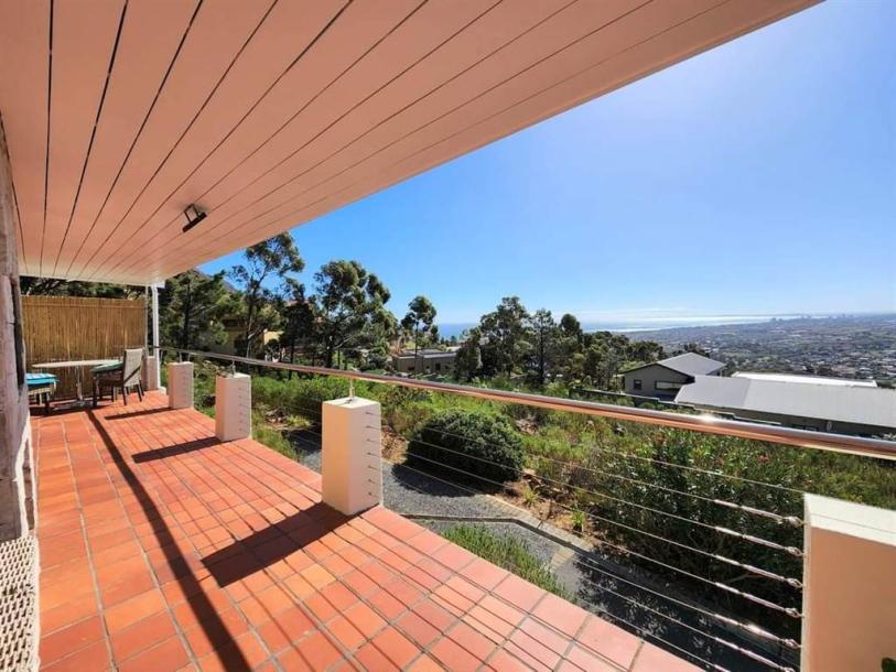 3 Bedroom Apartment in Gordons Bay Central-6