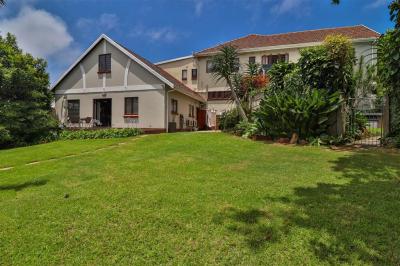 8 Bed House in Durban North-9