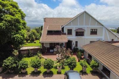 8 Bed House in Durban North-0