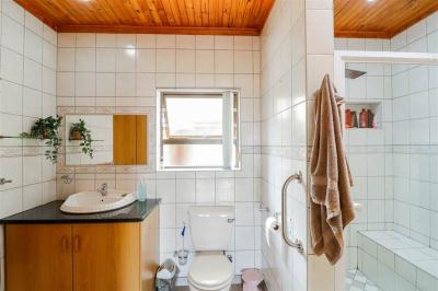 3 Bedroom House in Dana Bay-9