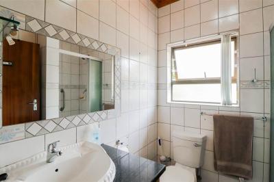 3 Bedroom House in Dana Bay-13