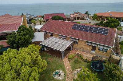 3 Bedroom House in Dana Bay-2