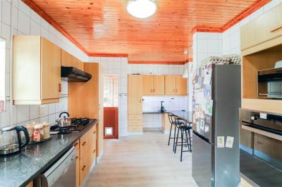 3 Bedroom House in Dana Bay-5