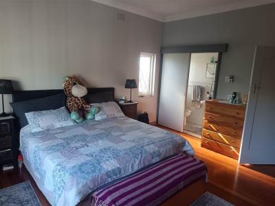 3 Bedroom House in Vincent-13