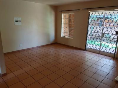 2 Bedroom Simplex in Highveld