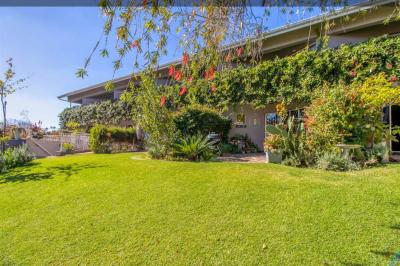 2 Bedroom Duplex in Robin Hills-13