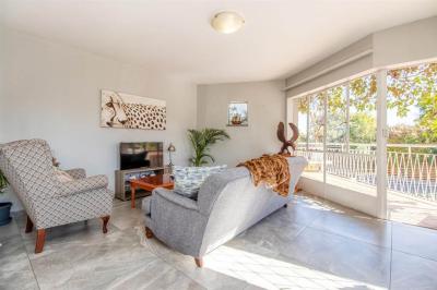 2 Bedroom Duplex in Robin Hills-15