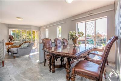 2 Bedroom Duplex in Robin Hills-16