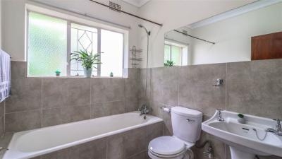 2 Bed Duplex in Robindale-15