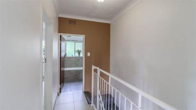 2 Bed Duplex in Robindale-10