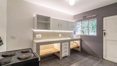 2 Bed Duplex in Robindale-5