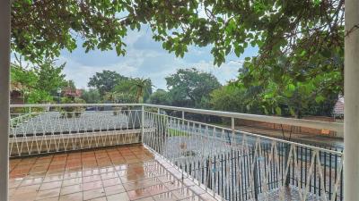 2 Bed Duplex in Robindale-8