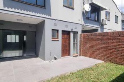 2 Bedroom Townhouse for Sale in Essenwood