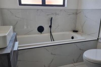 2 Bedroom Townhouse for Sale in Essenwood