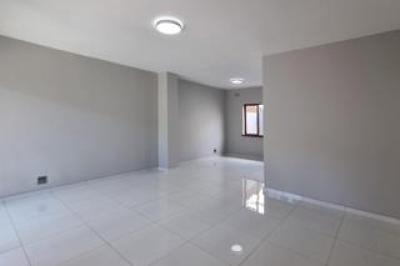 2 Bedroom Townhouse for Sale in Essenwood