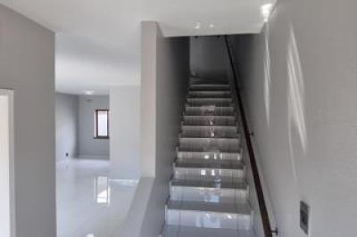 2 Bedroom Townhouse for Sale in Essenwood