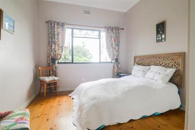 3 Bedroom House in Northdene-10