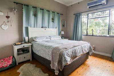 3 Bedroom House in Northdene-13