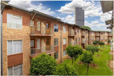 2 Bedroom Flat in Braamfontein Werf