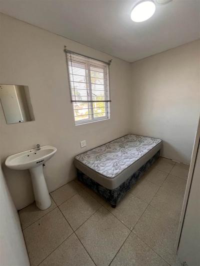 6 Bedroom House in Musgrave