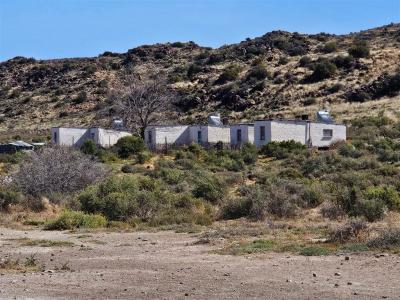 8 280 ha Farm with House in Richmond-2