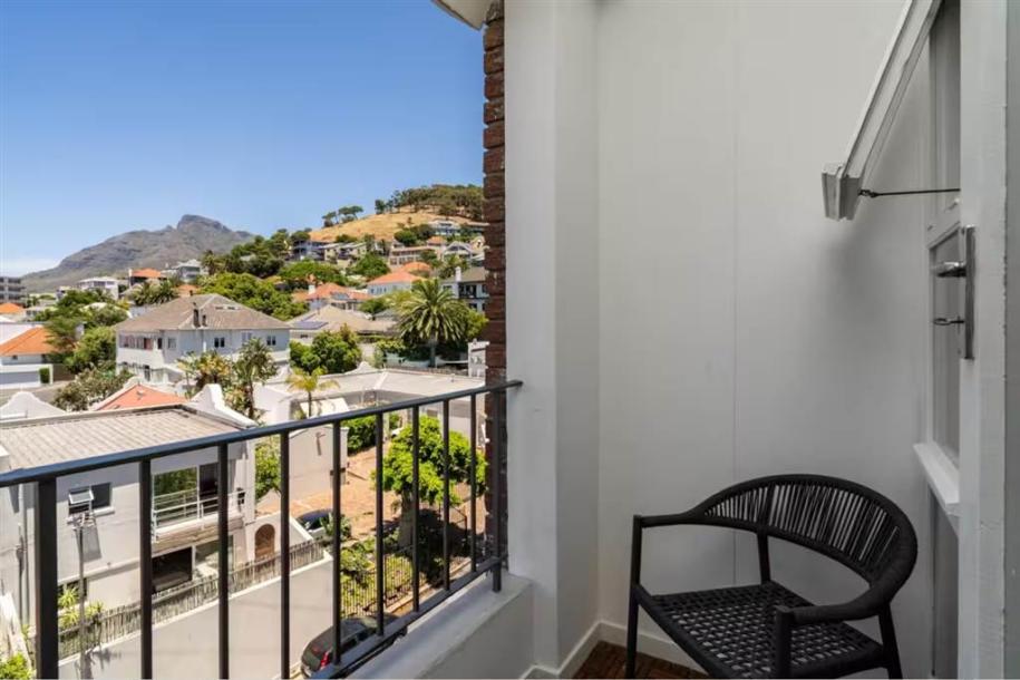 1 Bedroom Apartment in Green Point-8