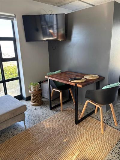 Studio apartment in West Beach