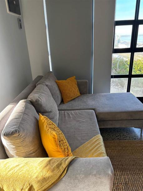 Studio apartment in West Beach-10