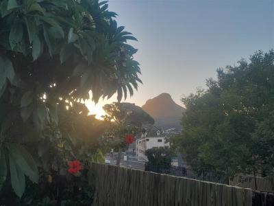 2 Bed Apartment in Vredehoek-12