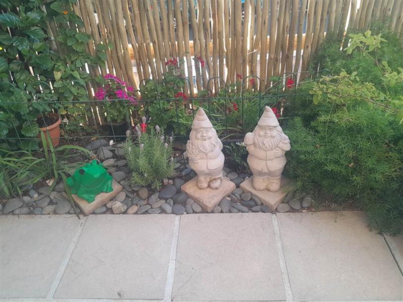 2 Bed Apartment in Vredehoek-13