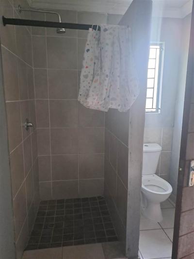 2 Bedroom Apartment in Pretoria North-1