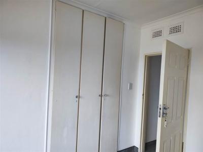 2 Bed House in Queensburgh Central-4