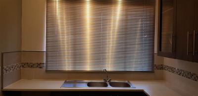 3 Bedroom Flat in Universitas-3