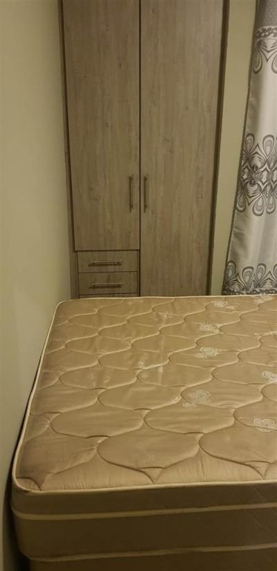 3 Bedroom Flat in Universitas-4