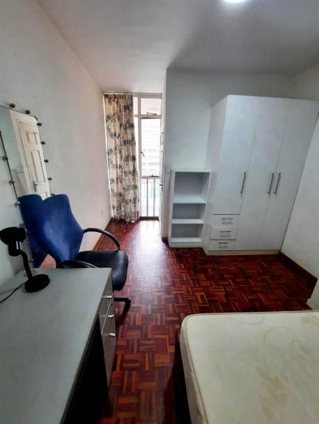 4 Bedroom Flat in Braamfontein-4