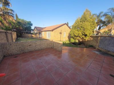 3 Bedroom House in Reyno Ridge-1