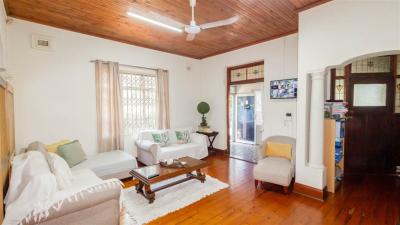 3 Bed House in Glenwood-4