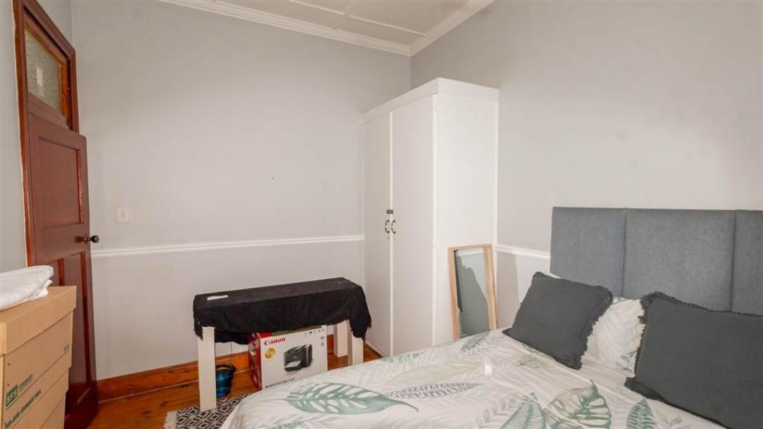 3 Bed House in Glenwood-8