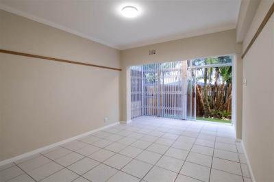 2 Bedroom Apartment in Sea Point